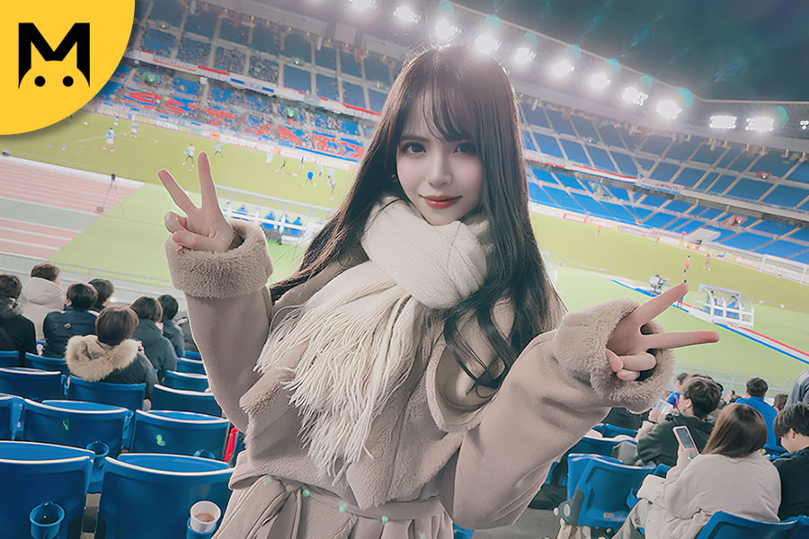 怪兽部屋 - 怪兽2期 - 和日泰混血女生去看亚冠足球比赛！-LUOLIMEN 萝莉门