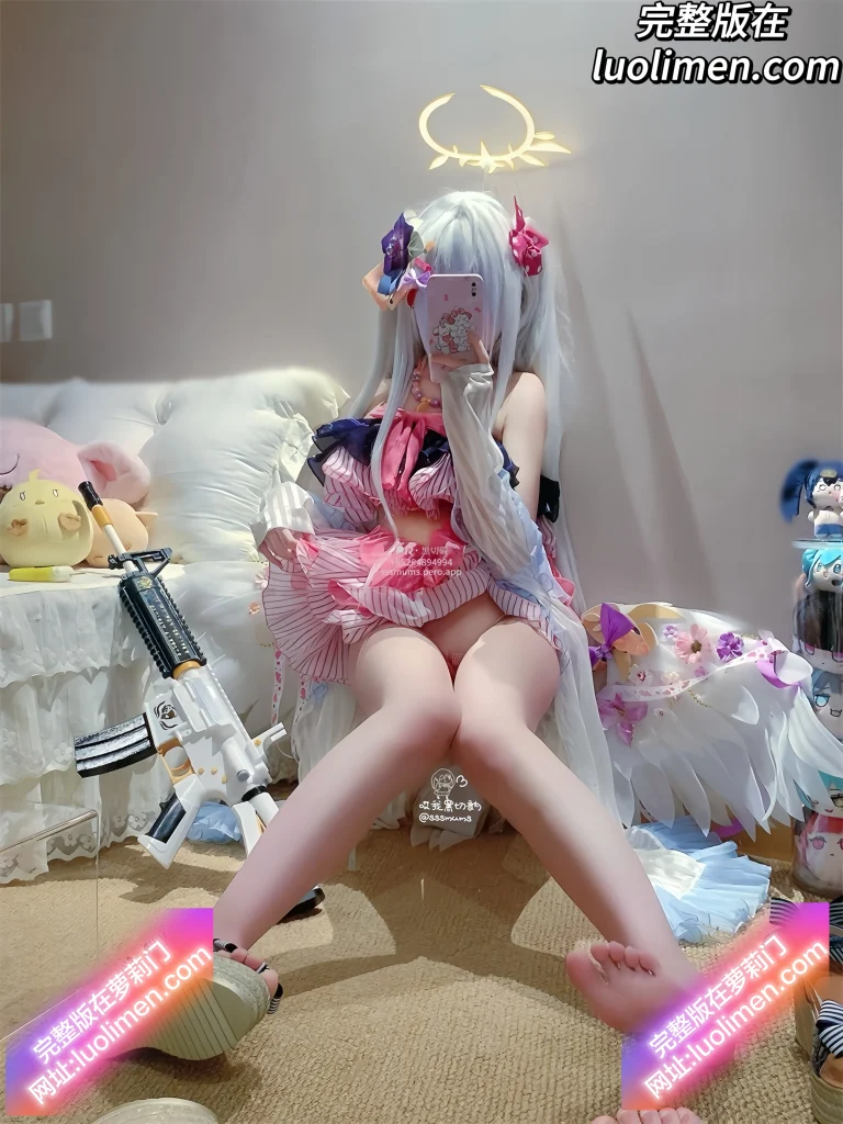 图片[3]-曲奇软fufu(黑切碳) 最新Cos水梓 高颜值萝莉双马尾清纯可爱 三点式粉乳挺翘 精致玉足足交诱惑-LUOLIMEN 萝莉门